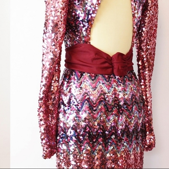 EXTREMELY RARE DESIGNER Vintage 1970's zig-zag ombré sequin maxi dress/gown - Picture 7 of 8